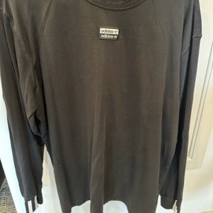 Adidas mens long sleeve tee size XL in black.
